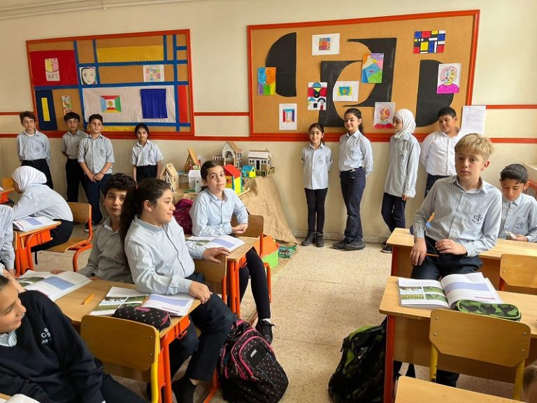 OPROEP TOT DONATIES VOOR SCHOLEN IN HET MIDDEN-OOSTEN